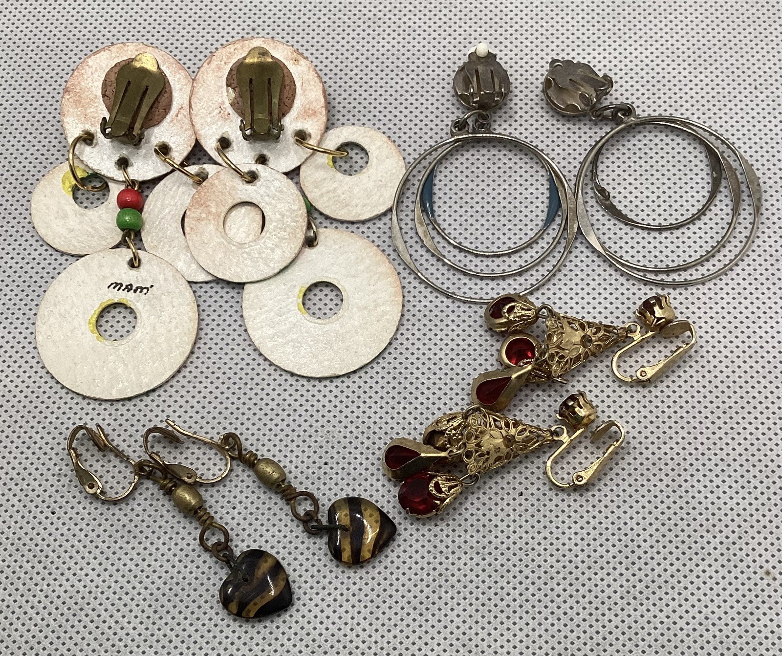 Variety Lot of 14 pairs Clip-On Earrings Mixed Materials Multicolor Dangles Nice