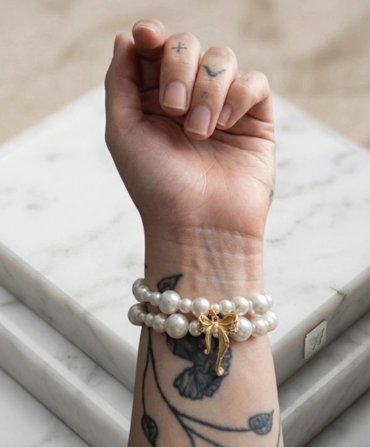 White Round Pearl Beaded Wrap Bracelet w/ Gold Bow Charm 38/40/41mm