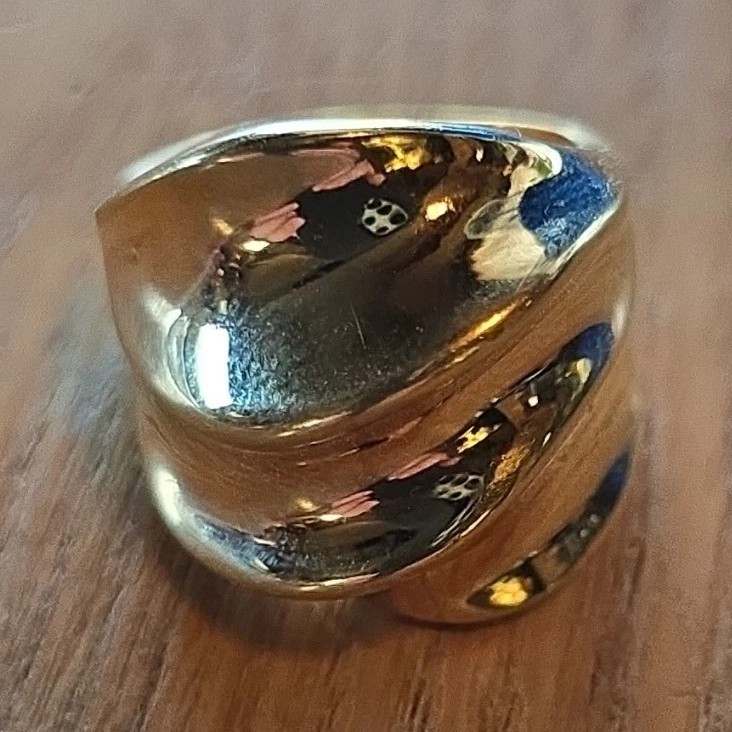 Vintage Gold Tone Ring