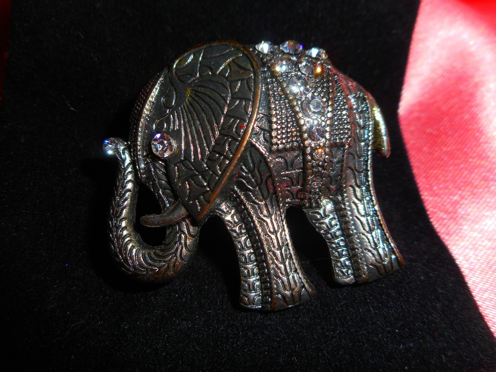 7, 8.5 Stretch Elephant Cocktail Statement Ring Silvertone Bling Too Cute!