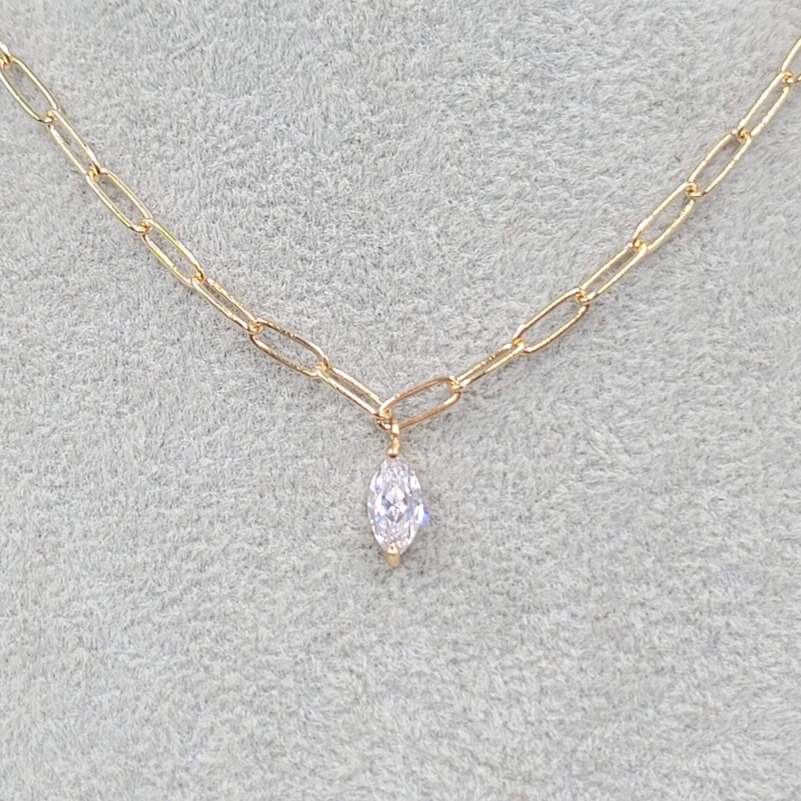 Marquise Crystal Pendant Choker Necklace Gold tone Chain Link 14″-16″