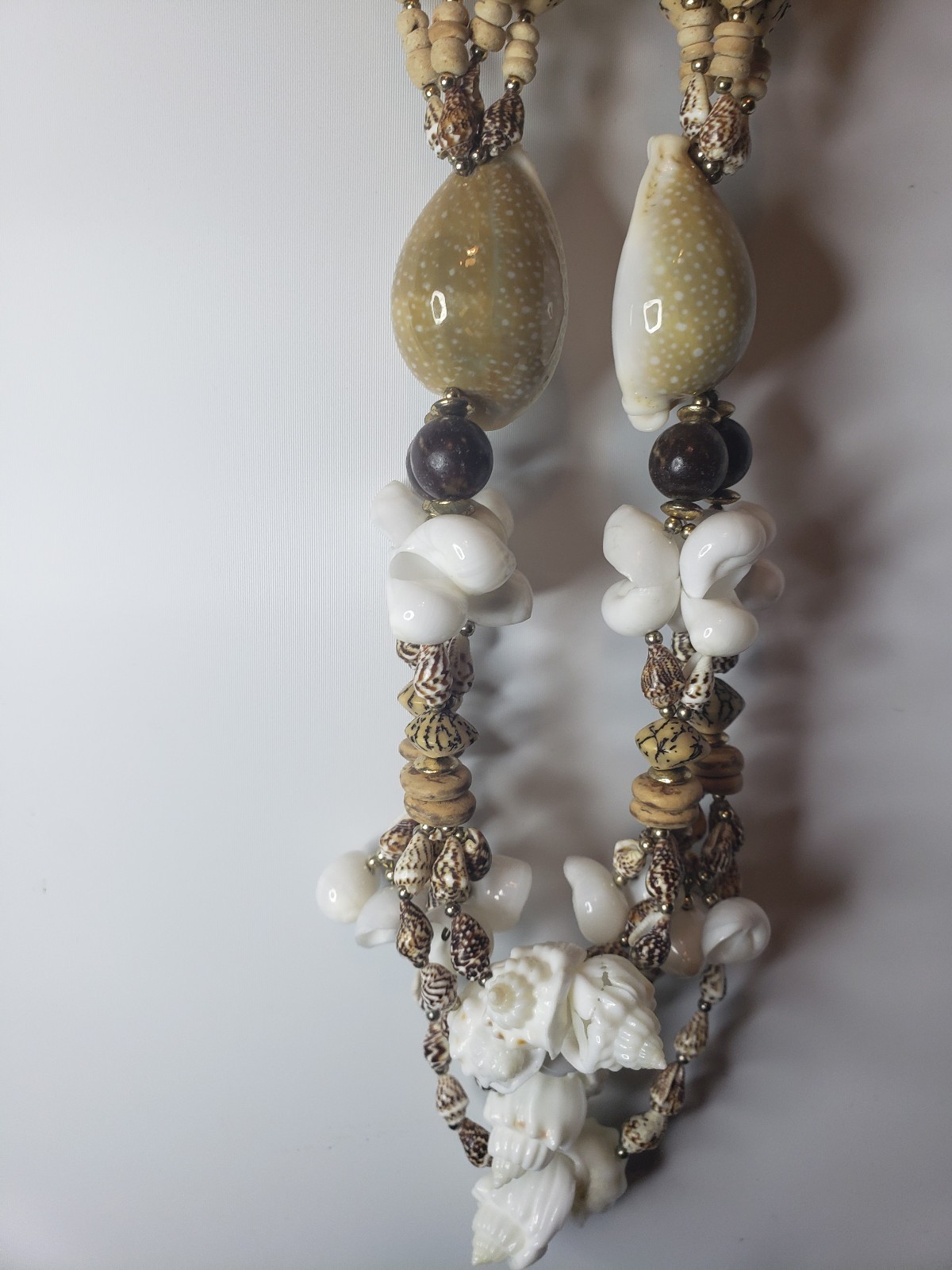 Large Cowrie Summer Shell Necklace Coastal Boho Island Style varied shells NICE!