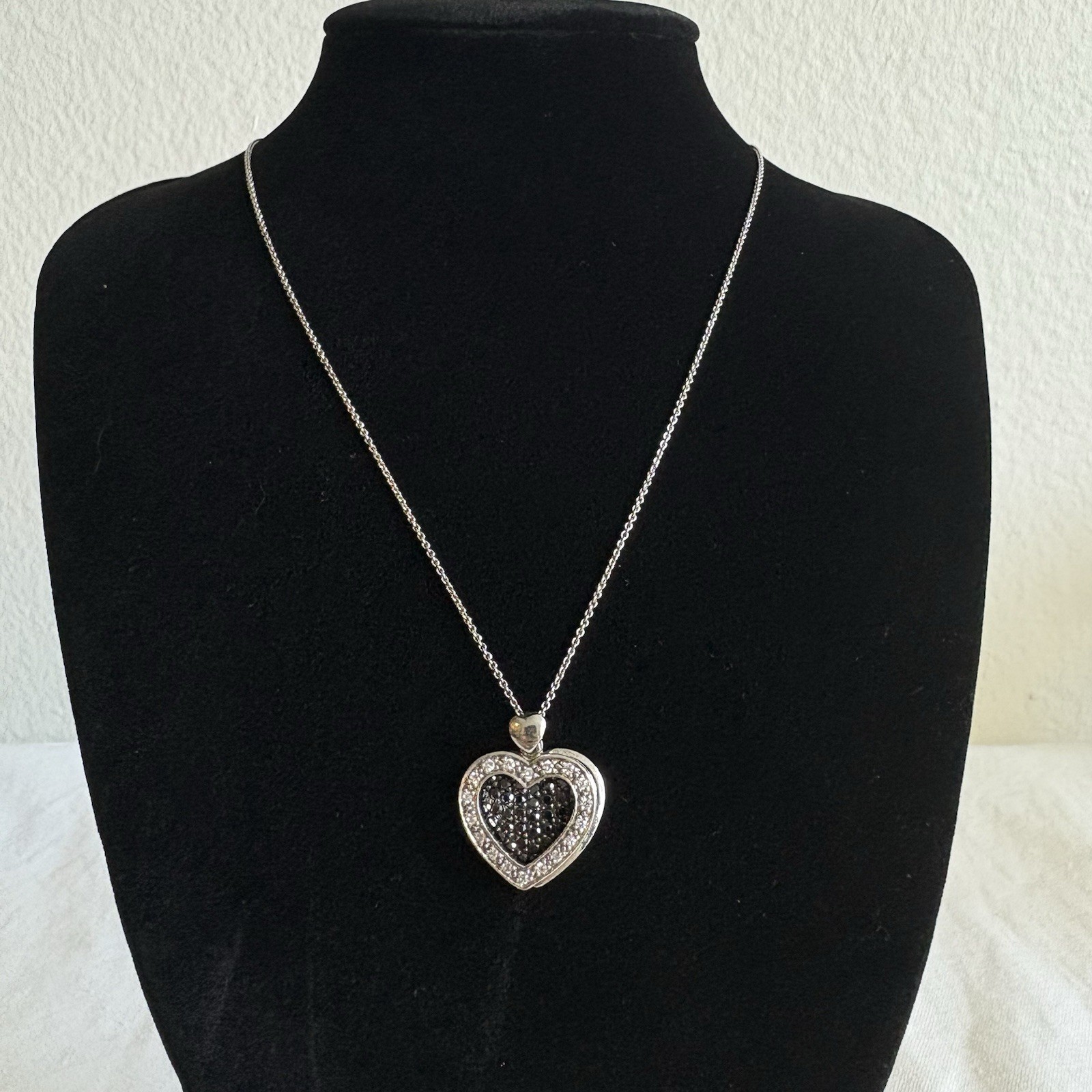 925 Sterling Silver Black & White Pave Heart Pendant CZ Necklace 20”