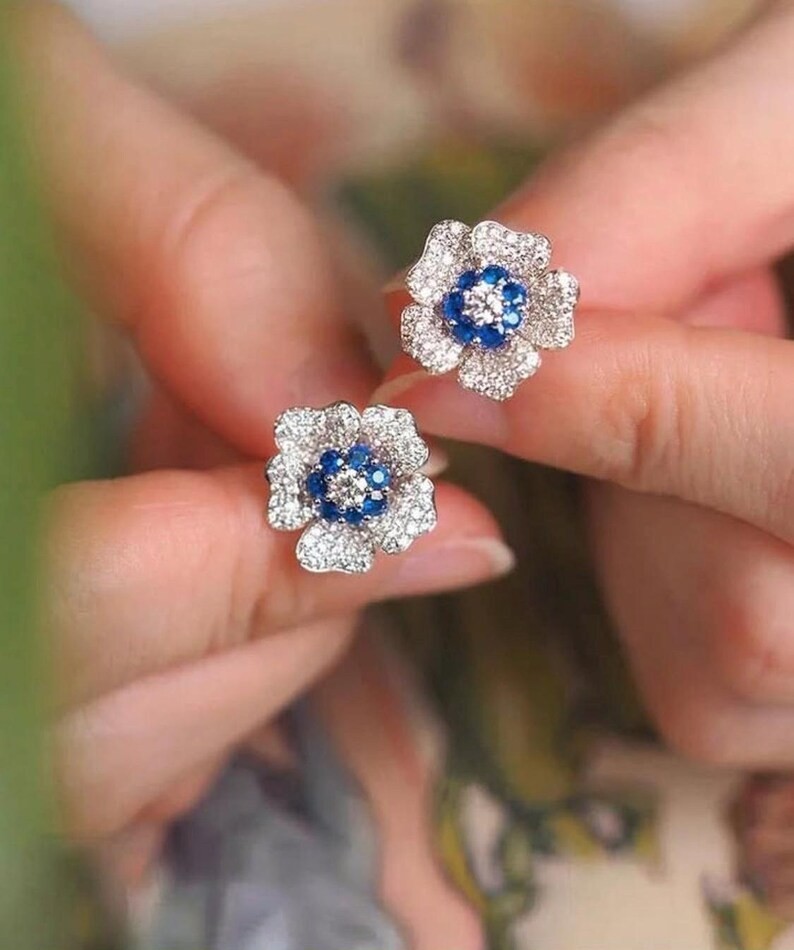 2 Ct Round Simulated Sapphire Women’s Flower Stud Earring 14k White Gold Plated