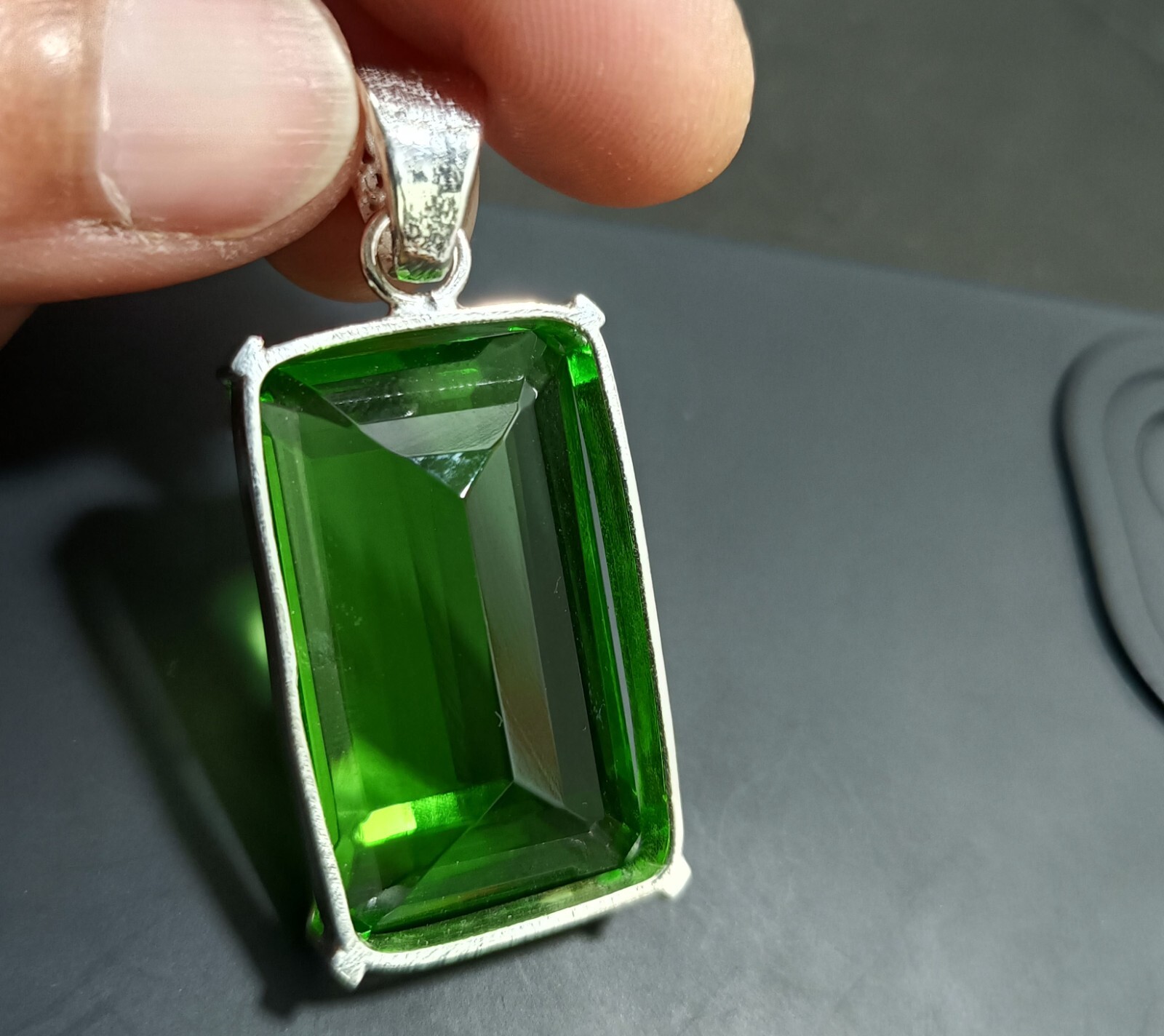 Certified Natural 71.45 Ct Brazilian Emerald Green Topaz Pendant Loose Gemstone