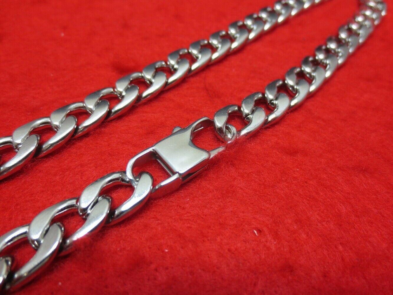 28 inch 10MM STAINLESS STEEL SILVER CURB CHAIN NECKLACE WITH SPECIAL CLASP