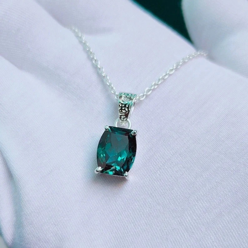 20 Ct Natural Teal Green Sapphire Gemstone Sterling Silver Pendant With Chain