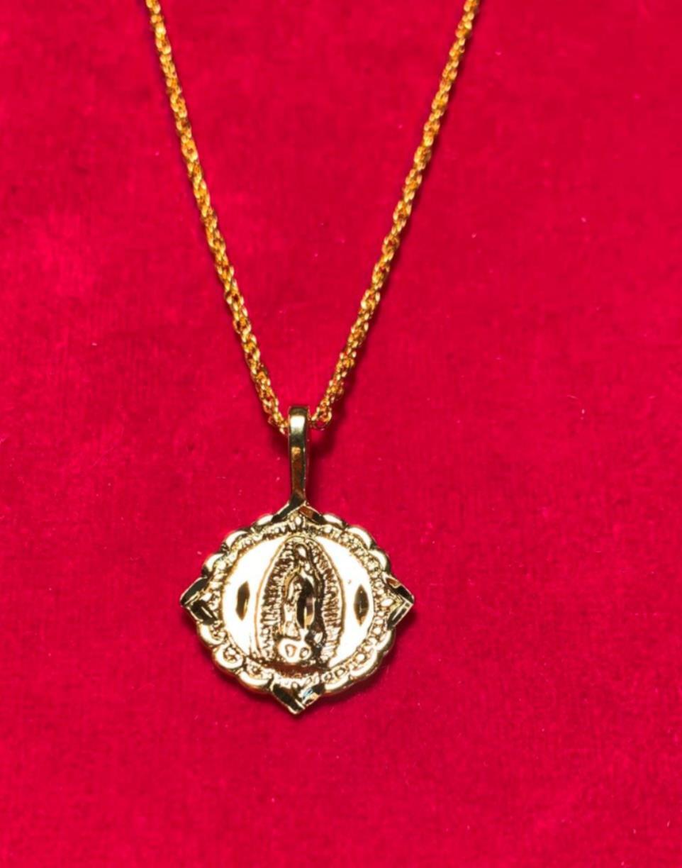 14KT GOLD PLATED VIRGIN MARY CHARM W/14KT 24″ GOLD PLATED ROPE CHAIN 2023