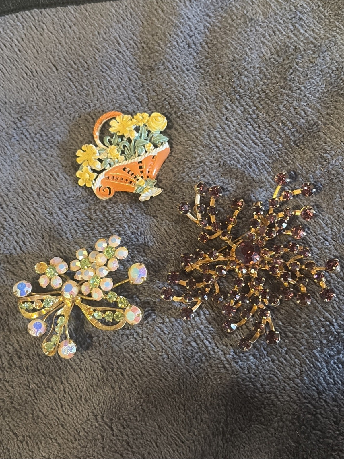 Set of 3 Women’s Flower Design and Other Pretty Things