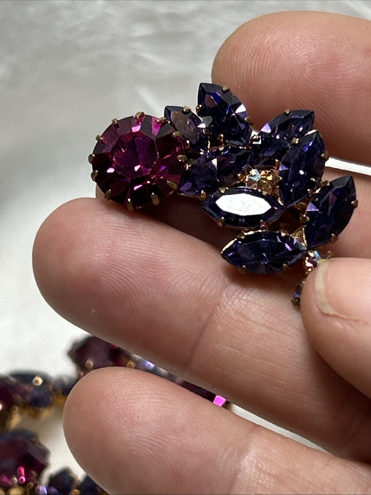 Vintage Fuchsia Purple Rhinestone Wreath Brooch Earring Set Demi Parure Unsigned