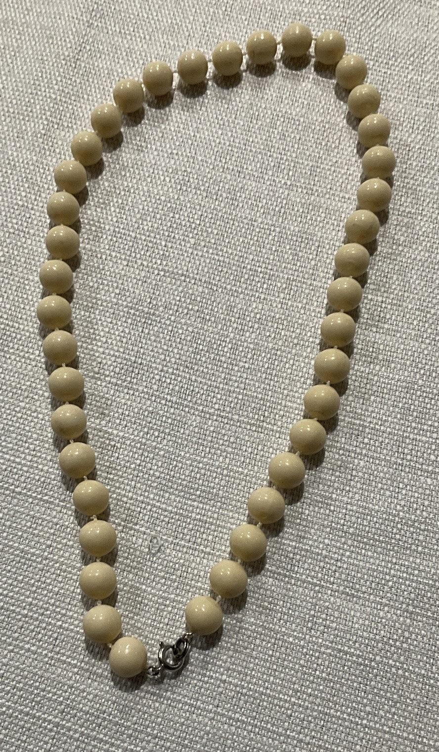 Cream Beaded Necklace Plastic Ball/Bead Chain Round Beads No Stone