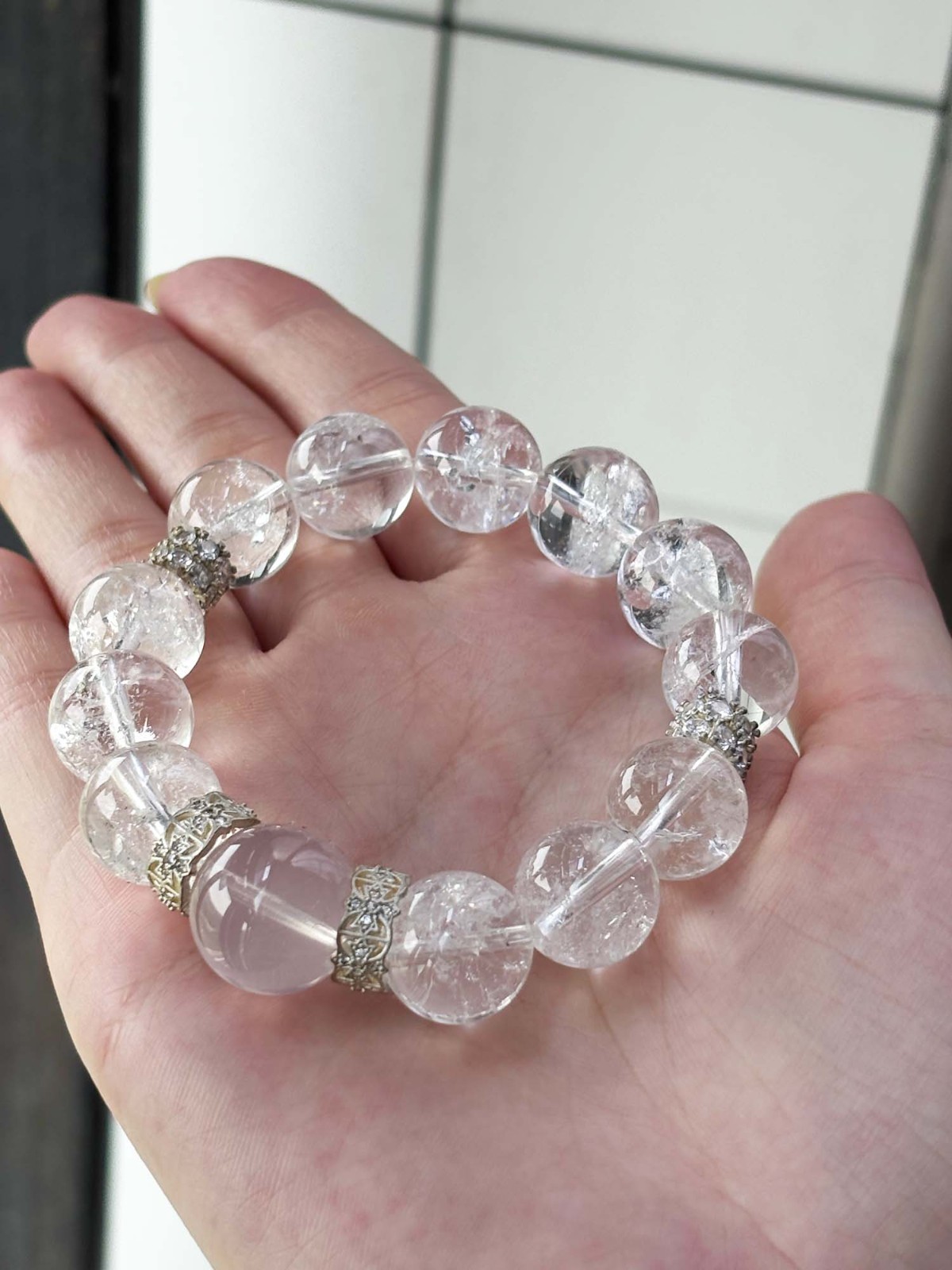Handmade Natural White Crystal Set: Unleash Inner Clarity & Soothing Ambiance