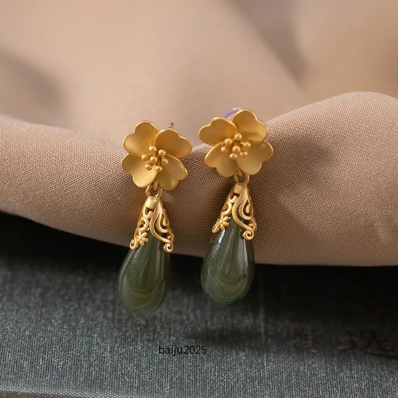 Natural Hetian Jade Earrings Chinese Retro Women Jewelry Amulet
