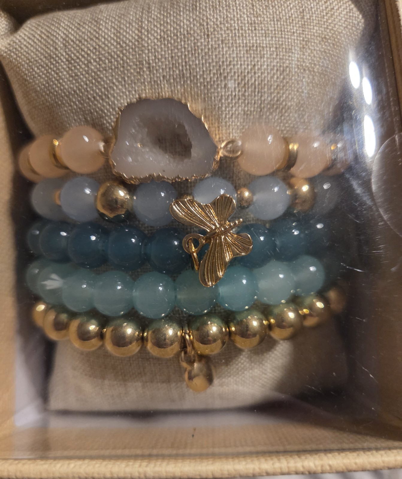 Nicole Miller NIB 5 Stackable Faux Gemstone Bracelets On Pillow In Box (Geode)