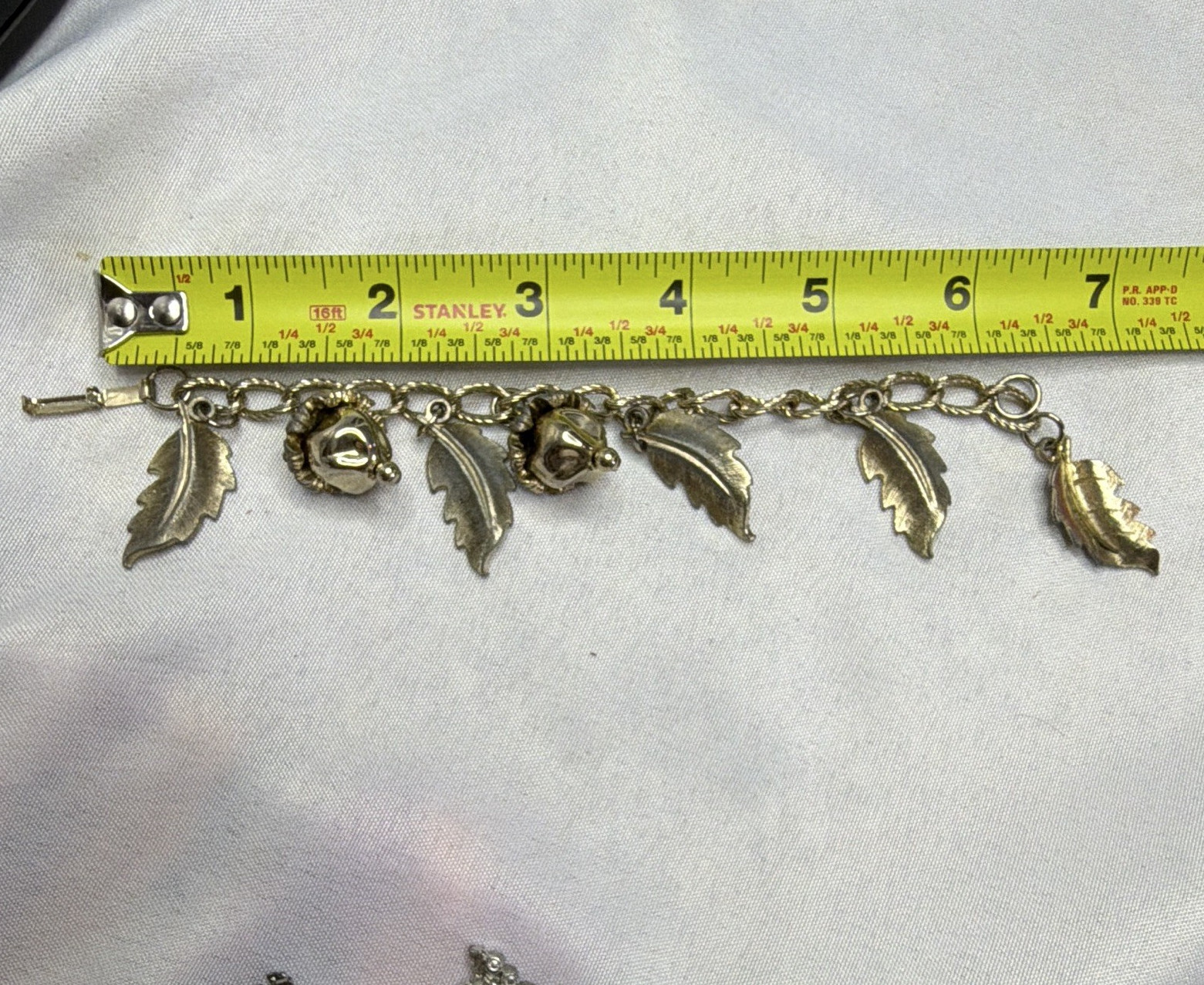 Two Tone Silver Gold Charm Chain Bracelet Leaf Rose Dangle Charms 7 in