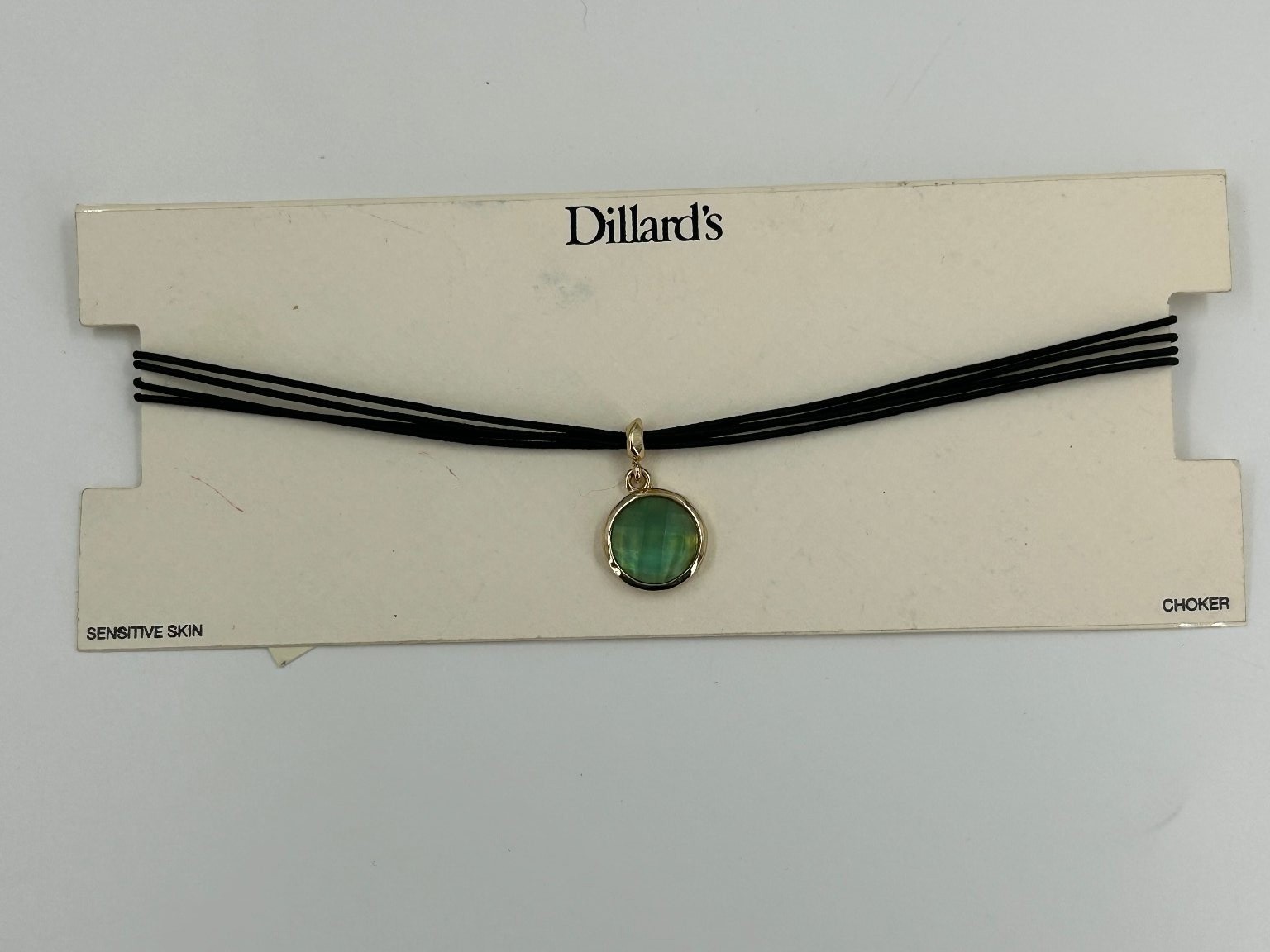 Dillard’s Green Round Pendant Choker Necklace Multi-Strand Black Cord
