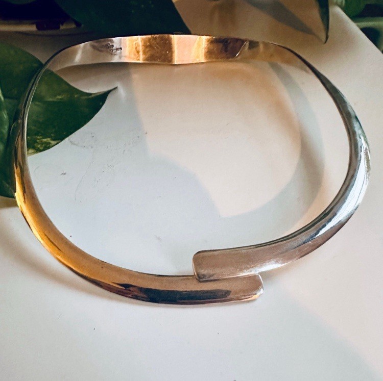 Sterling Silver, Hinged Taxco Collar Necklace Weight: 100g – Meas: 17.5in Mint!