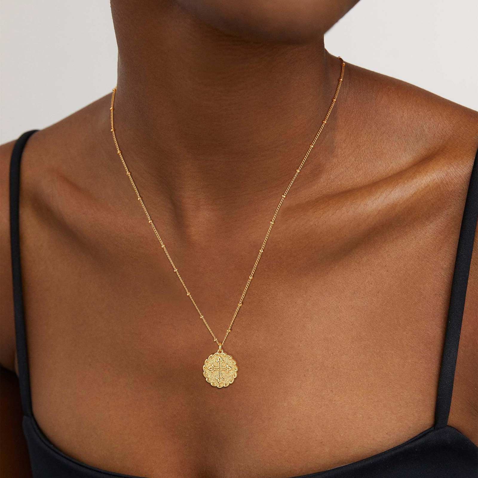 Coin Necklace 18k Gold Plated Vintage Textured Medallion Coin Pendant Round C…