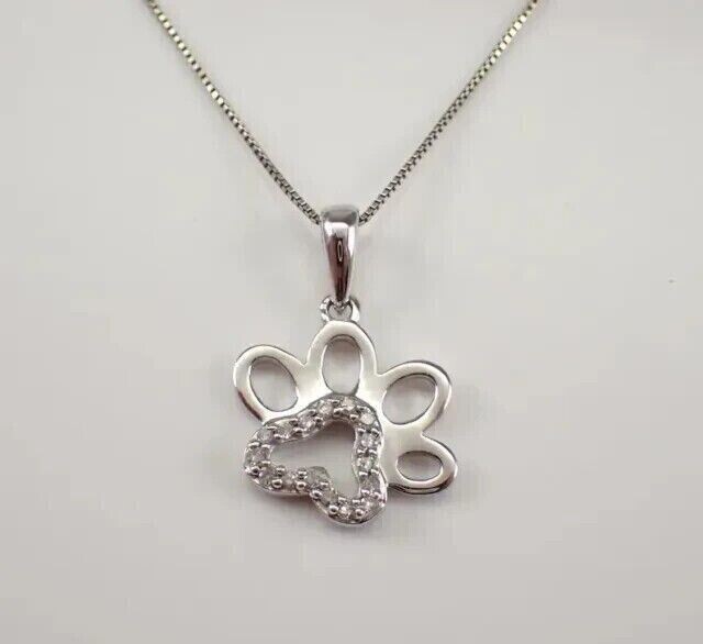 Round Cut Simulated Diamond Women’s Stunning Paw Pendant 14k White Gold Plated