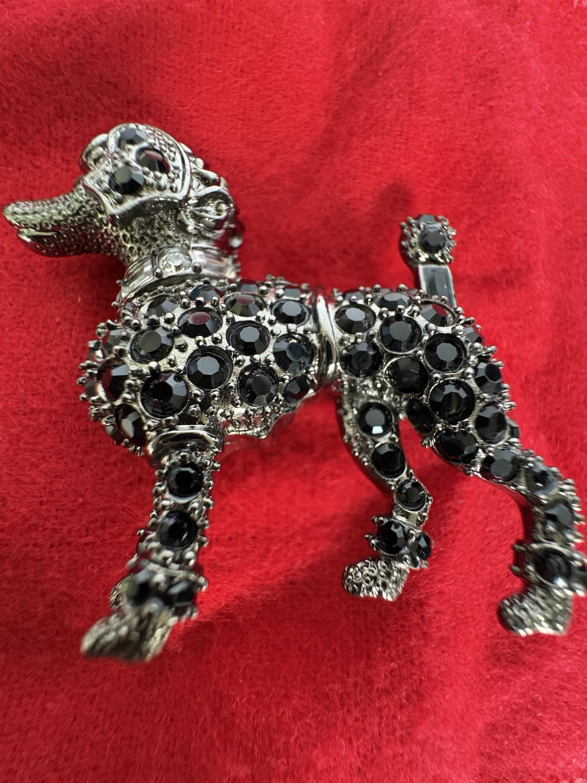 KJL Kenneth Jay Lane Rhinestone Poodle Brooch Pin – Complete Set w/ Box & Book