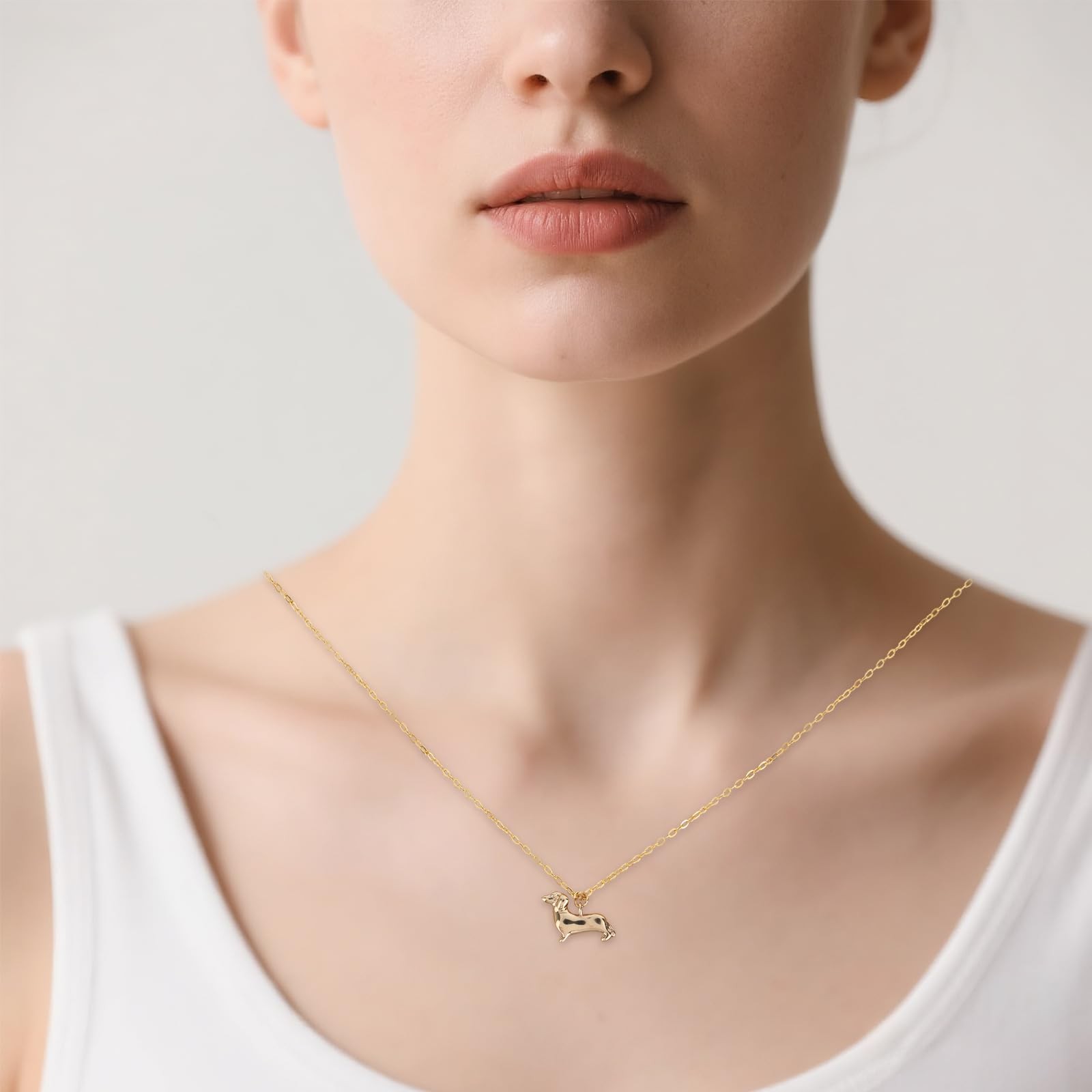 Mikovivi Dachshund Pendant Necklace for Women, Gold Dainty Dog Medium, gold