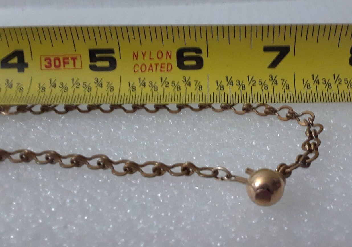 Vintage Choker 14 in Necklace with Fourteen Mint Green Stones Gold Tone