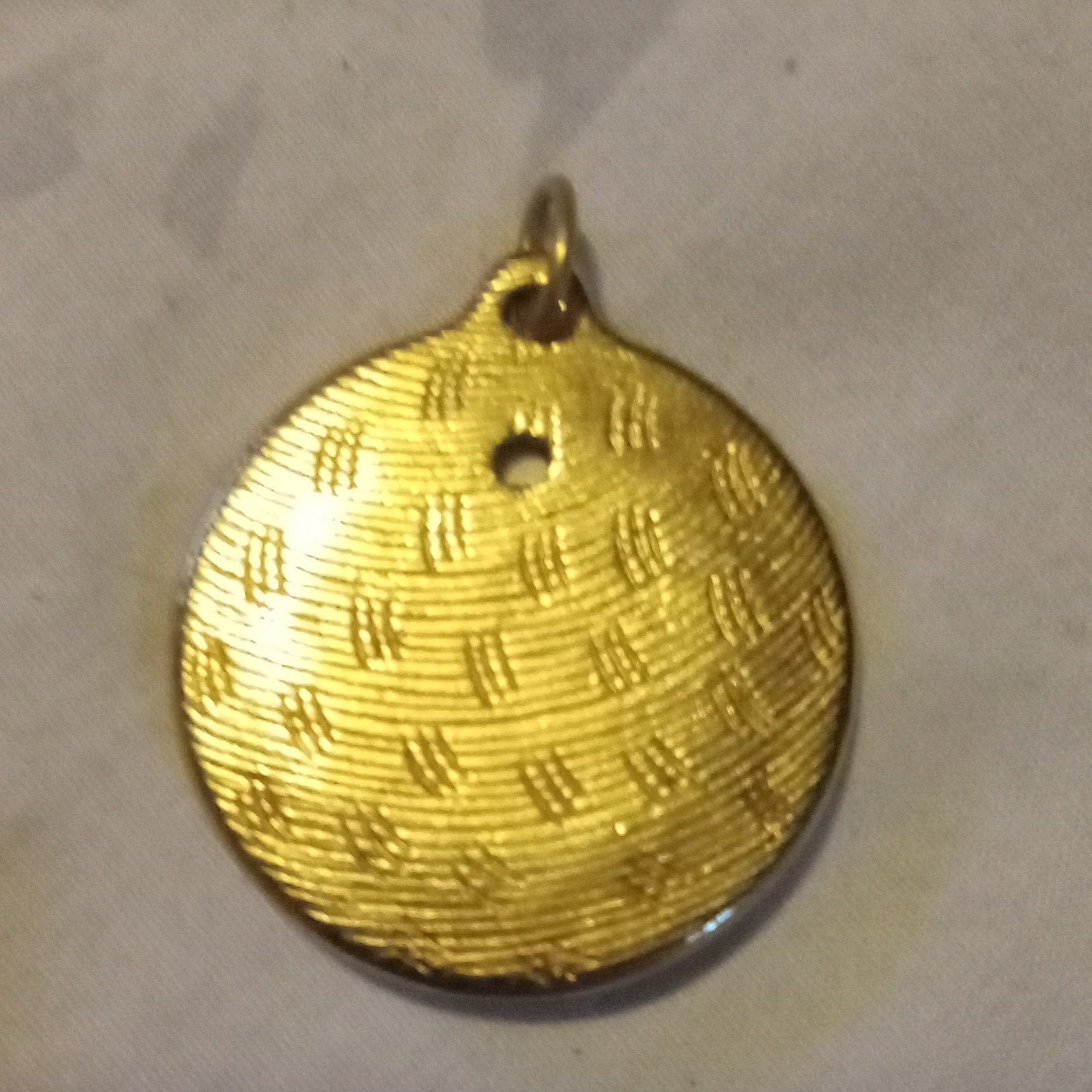 Vintage Gold Tone Round Photo Locket Pendant Love Theme Metal Photo Holder