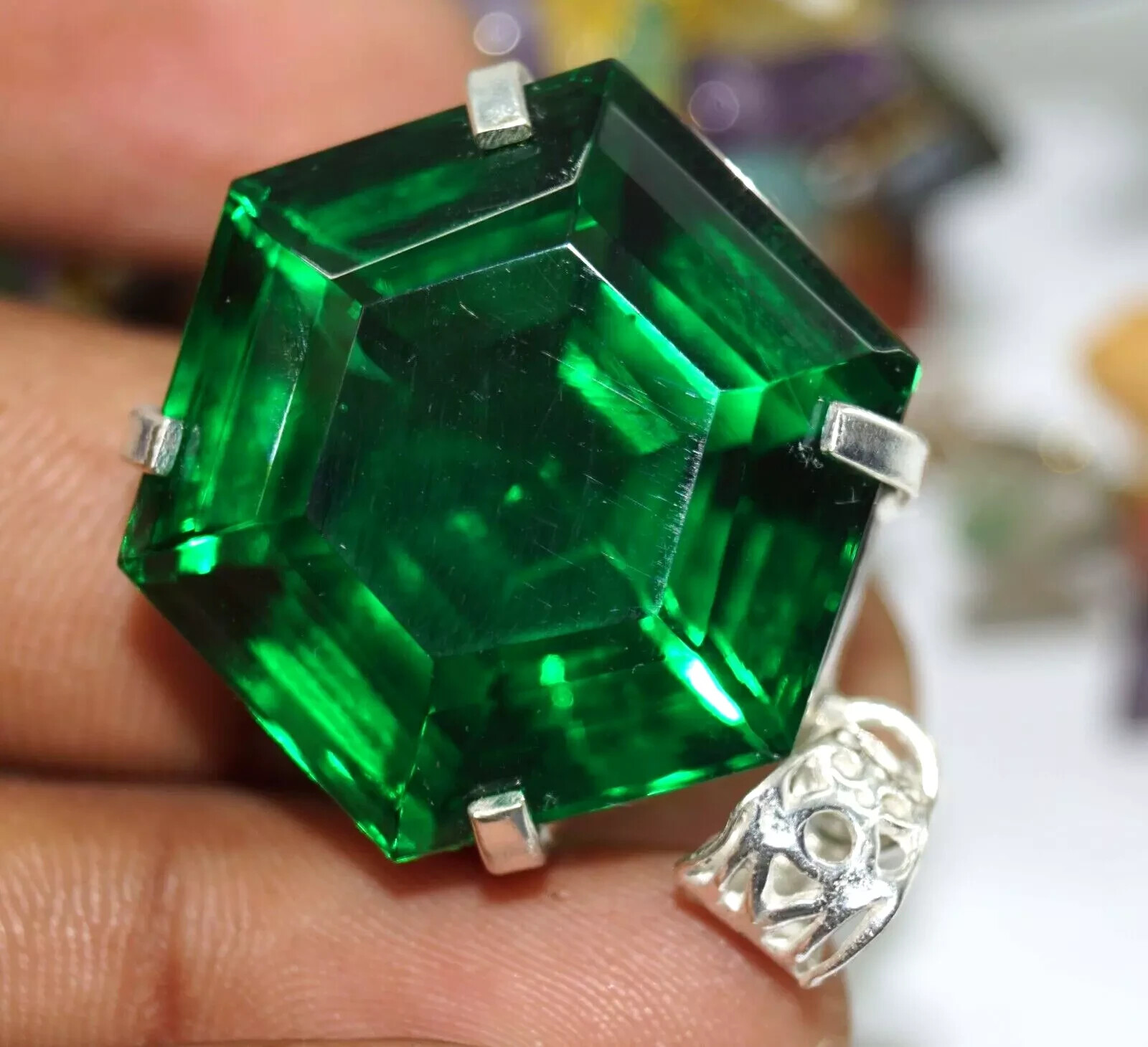 Certified Natural Hexagon Cut 84.50 Ct Green Topaz Pendant Loose Gemstone