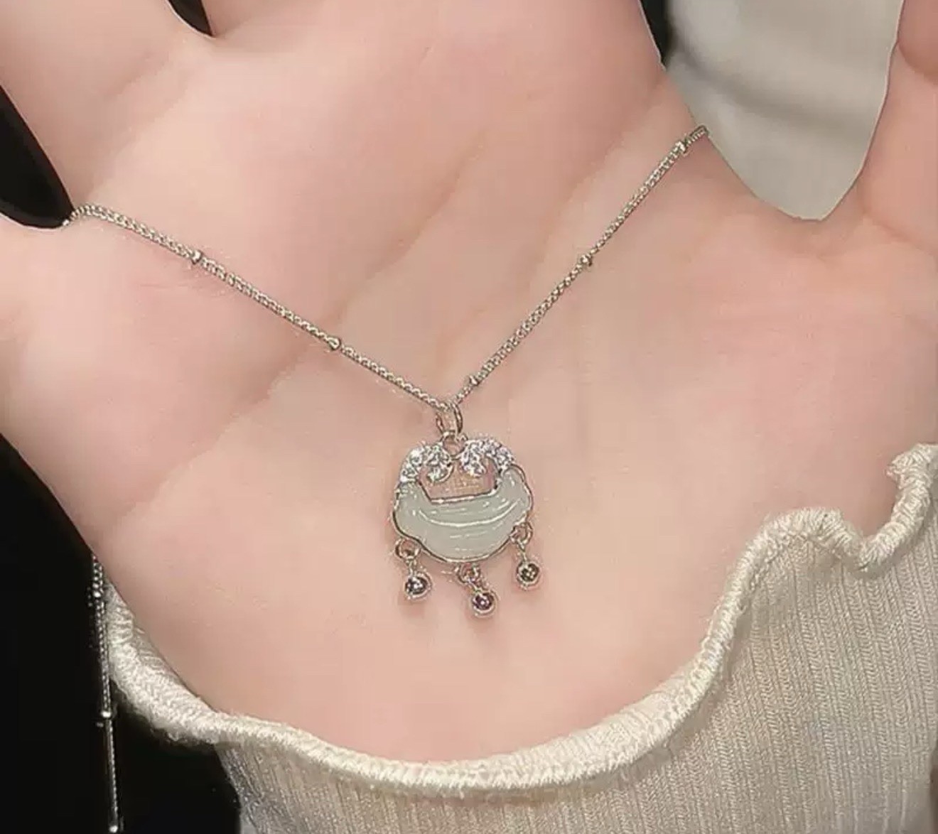1 Pair Earrings & 1 Necklace Set w/ Random Premium Gift Box Free Shipping