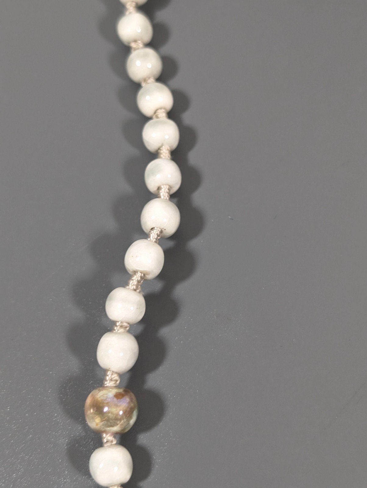 Ceramic Beaded Necklace 16″ White Gray Cluster Pendant Artisan Boho Jewelry