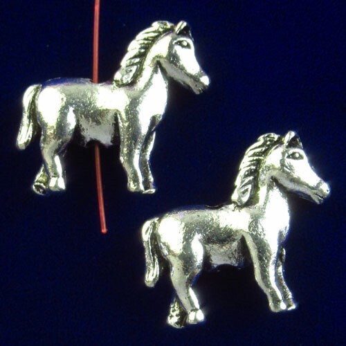15Pcs Tibetan silver Horse Pendant Bead 17x13x3mm FSH12195