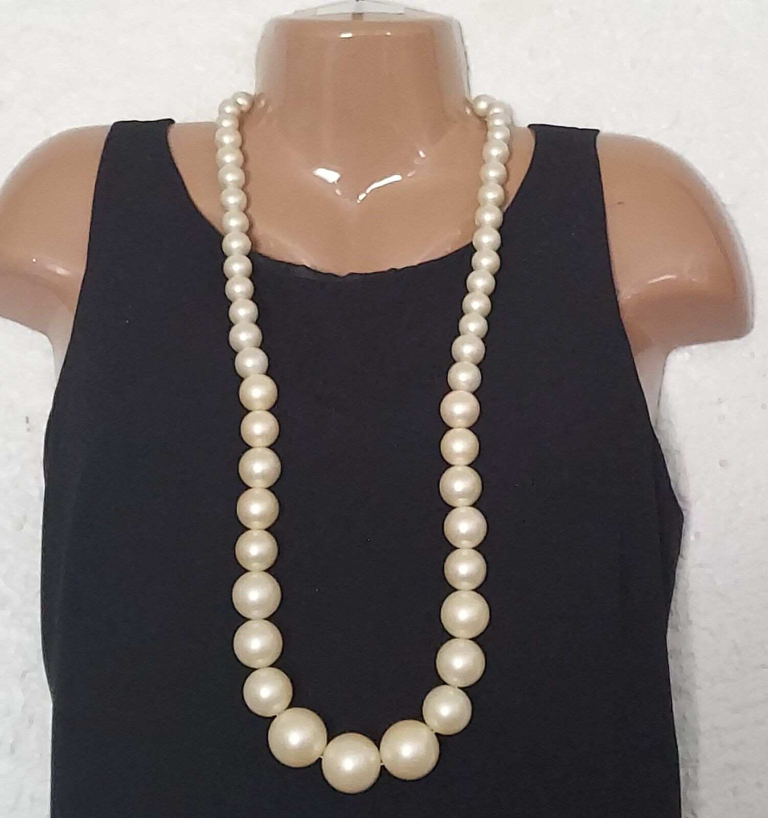 Talbots CHUNKY Graduated Faux Pearl Statement Necklace 38 Inches Magnet Closure
