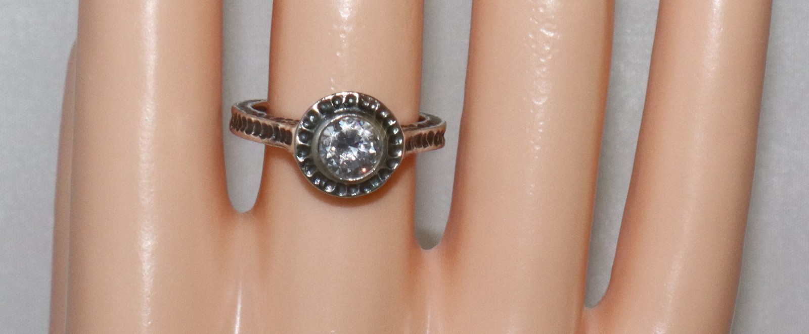 Silpada Sterling Silver Hammered Oxidized CZ “Perfect Bliss” Ring R2076 Size 7