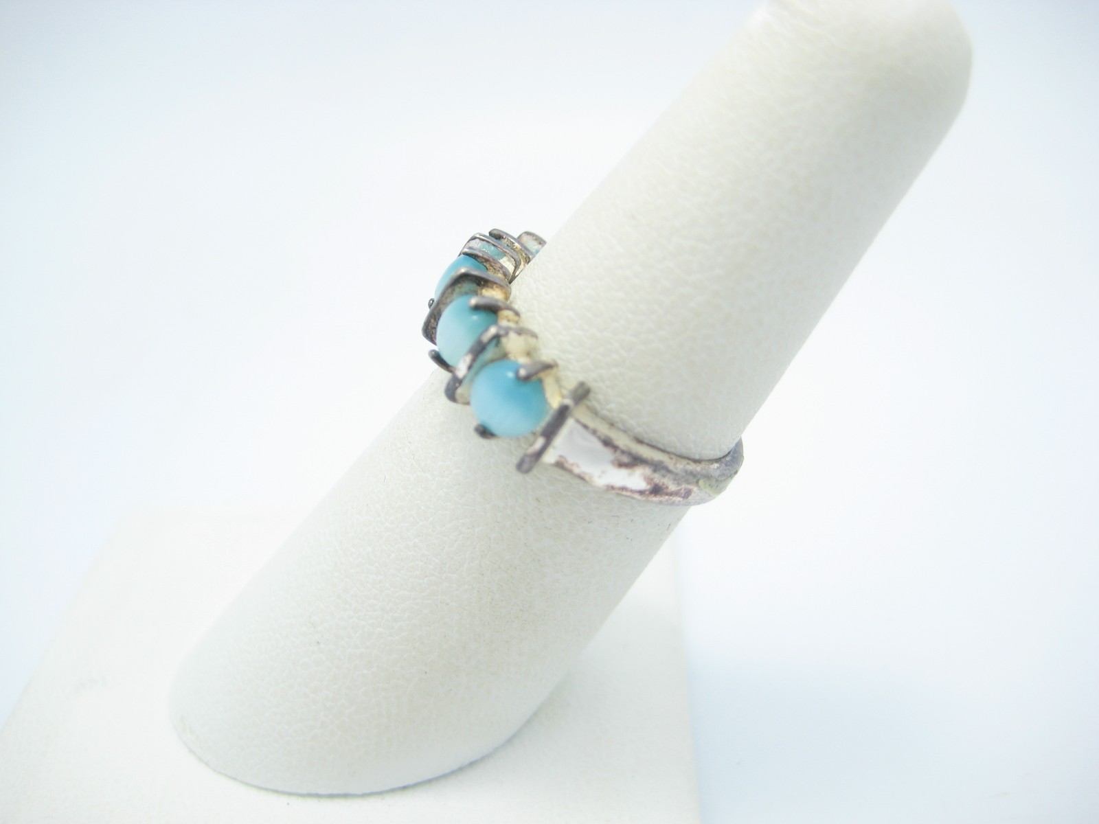 Sterling Silver 5.5mm Round Blue Glass Stone Ring Size 6