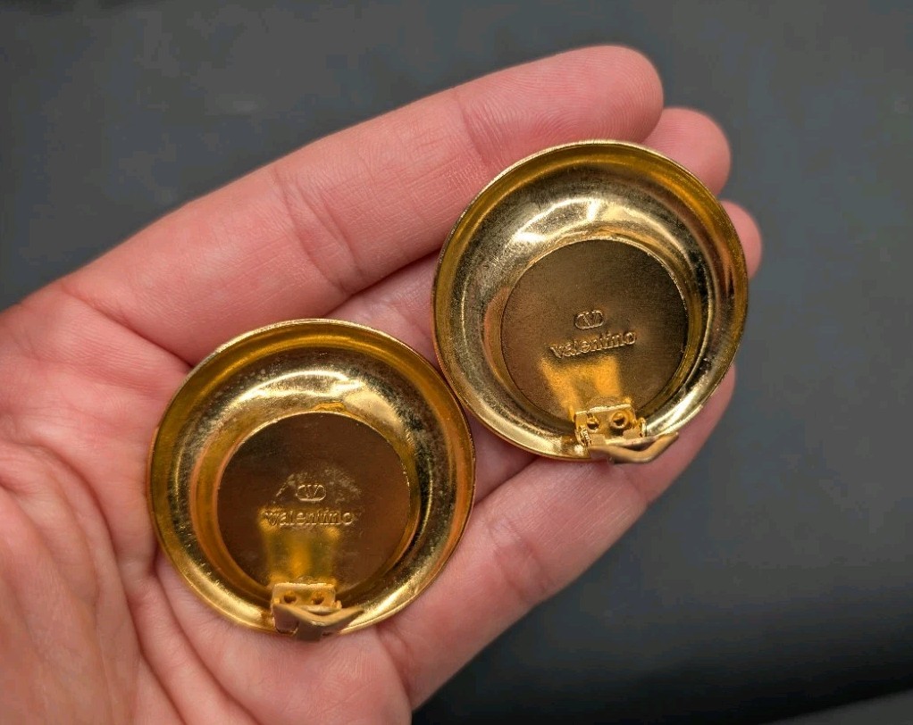 Vintage Signed Valentino Garavani Marbled Runway Bold Gold Tone Clip On Earrings