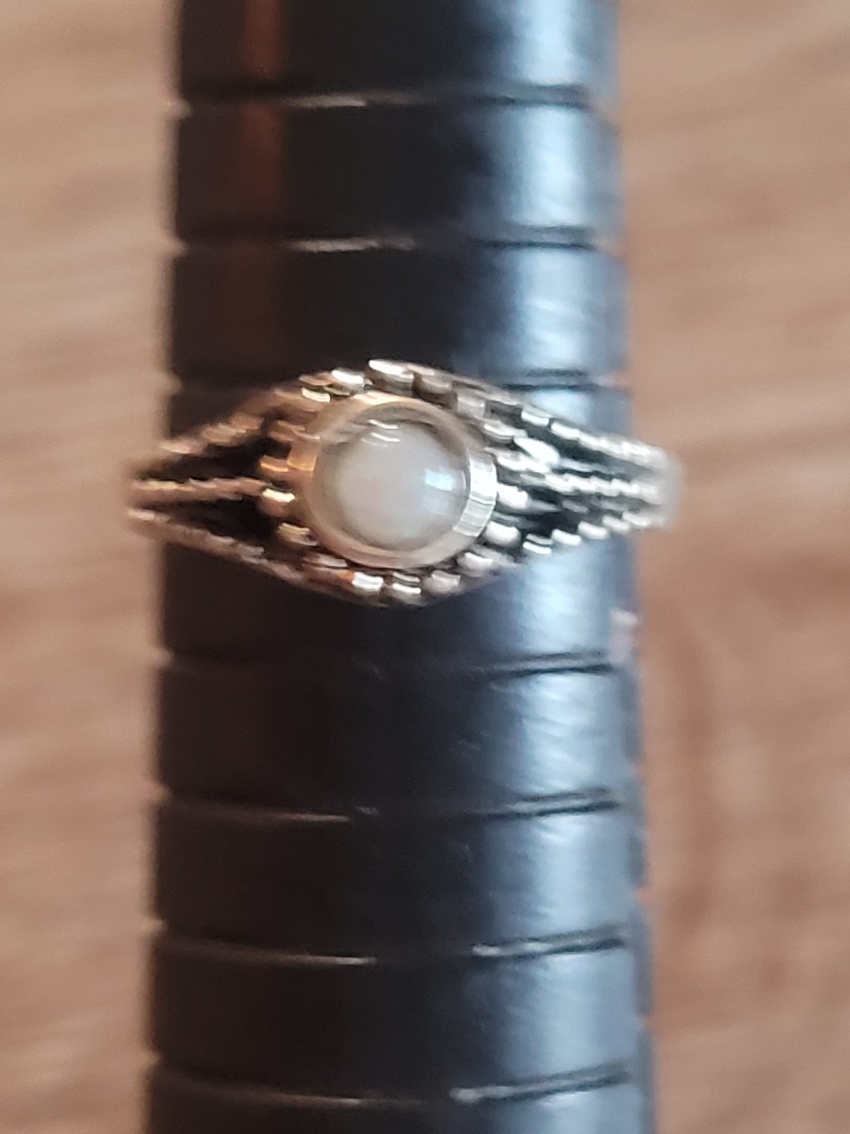 Faux Opal Cabachon Ring Women’s Fashion Jewelry Silver Tone Size 7 Vintage