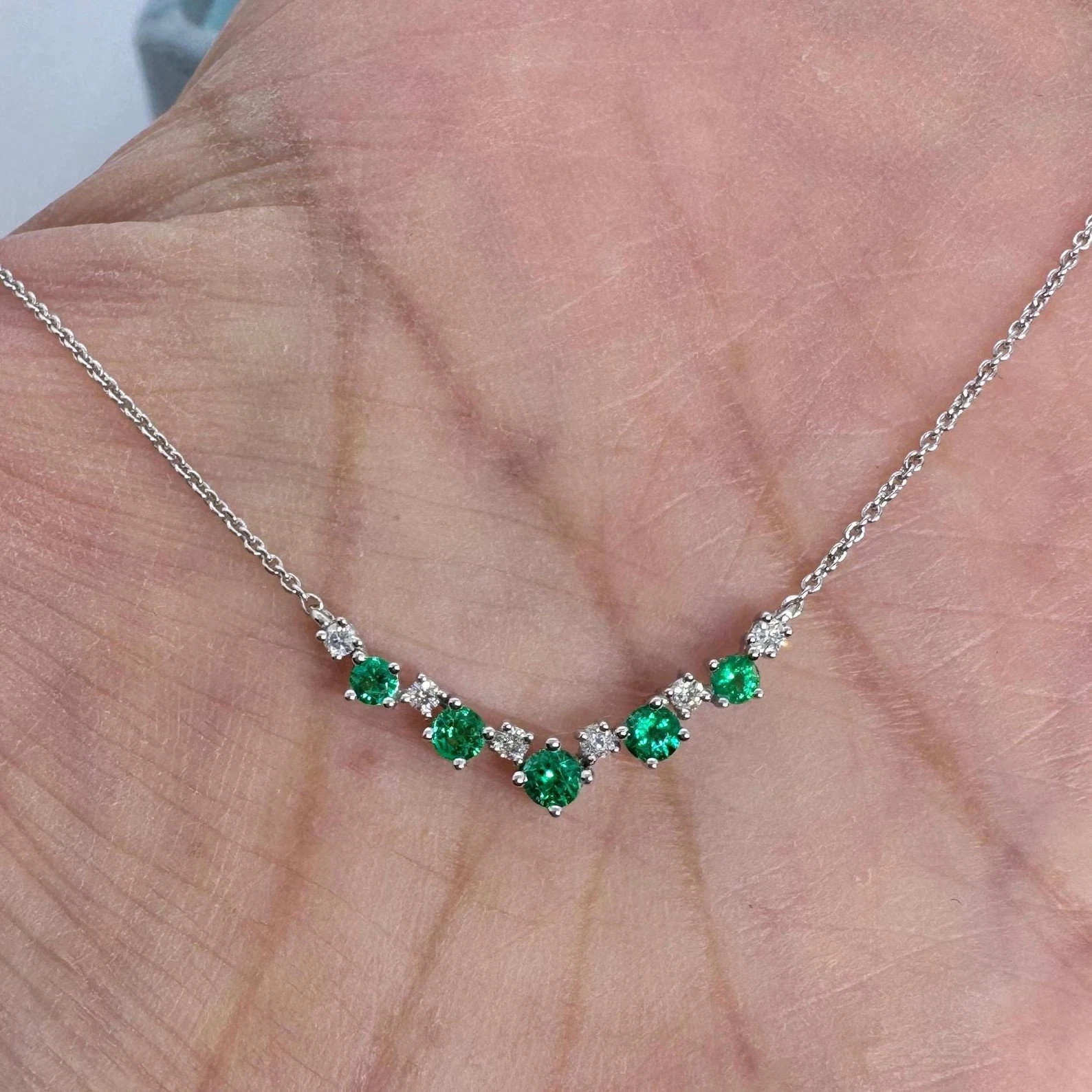 1Ct Round Cut Simulated Emerald Bar Pendant 14K White Gold Plated 18″ Chain