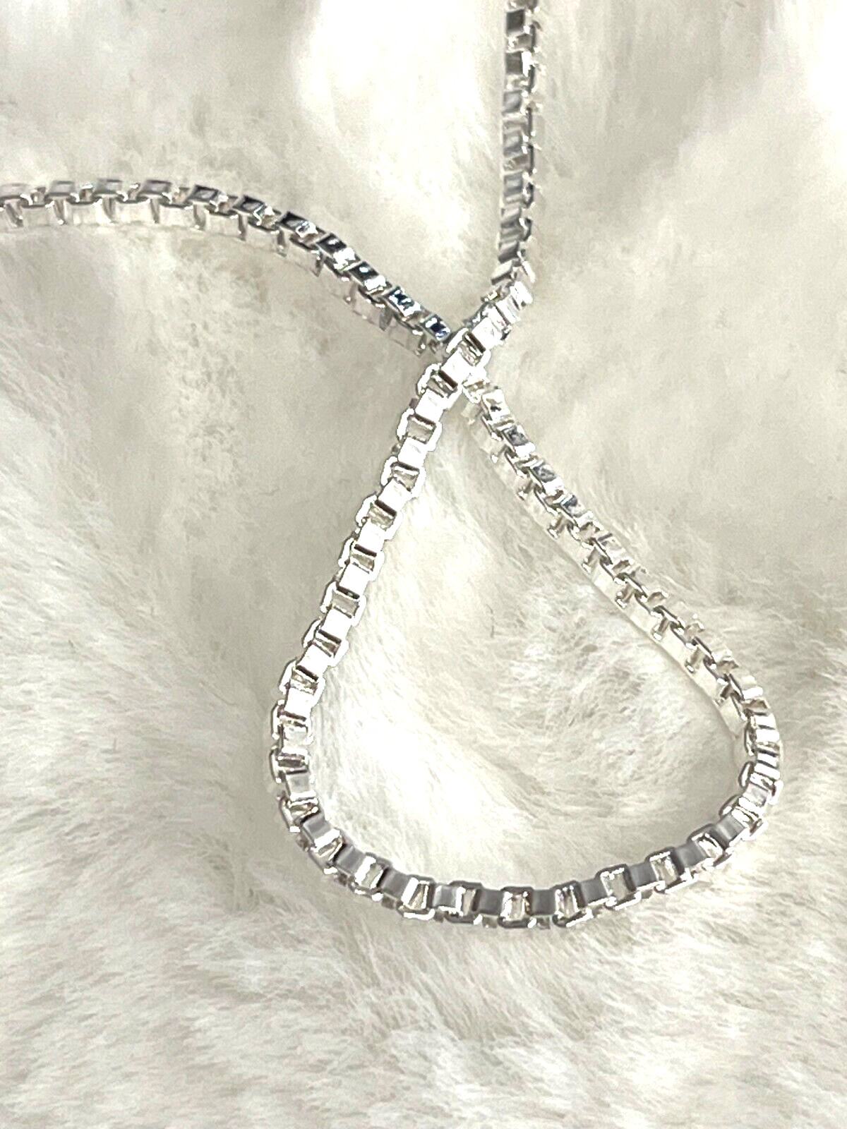 Very Nice 925 Silver Plated Box Chain 2mm Wide 20″ Long Fast Free Shipping