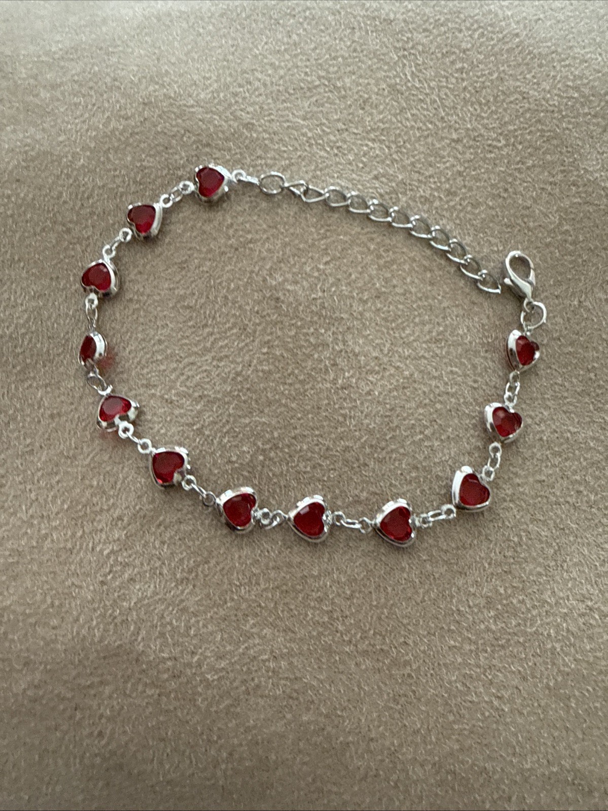Pretty “12”Red Colored Glass Heart Stones On A Zinc Alloy Silver 8-1/4” Bracelet
