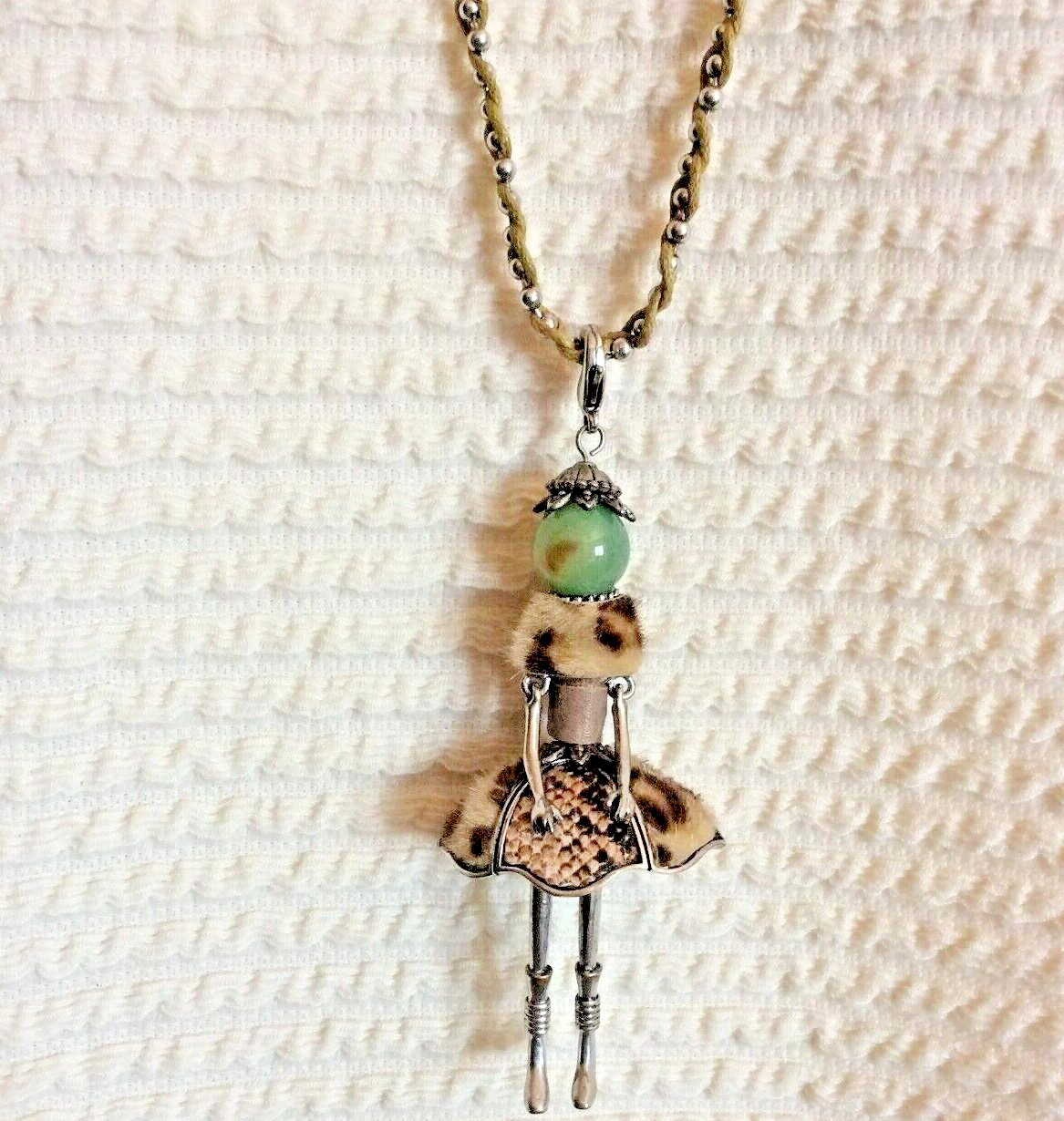 Novelty Marble Head Doll Necklace Pendant Dancing Animal Print Fun Fashionista