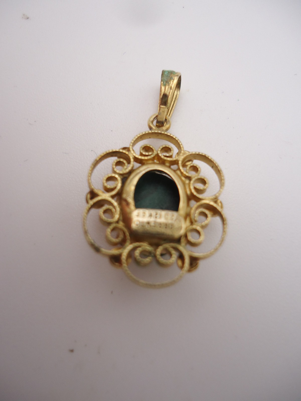 Vintage 1950’s SORRENTO Nephrite Jade Pendant 1/20 12K Gold Filled 1″