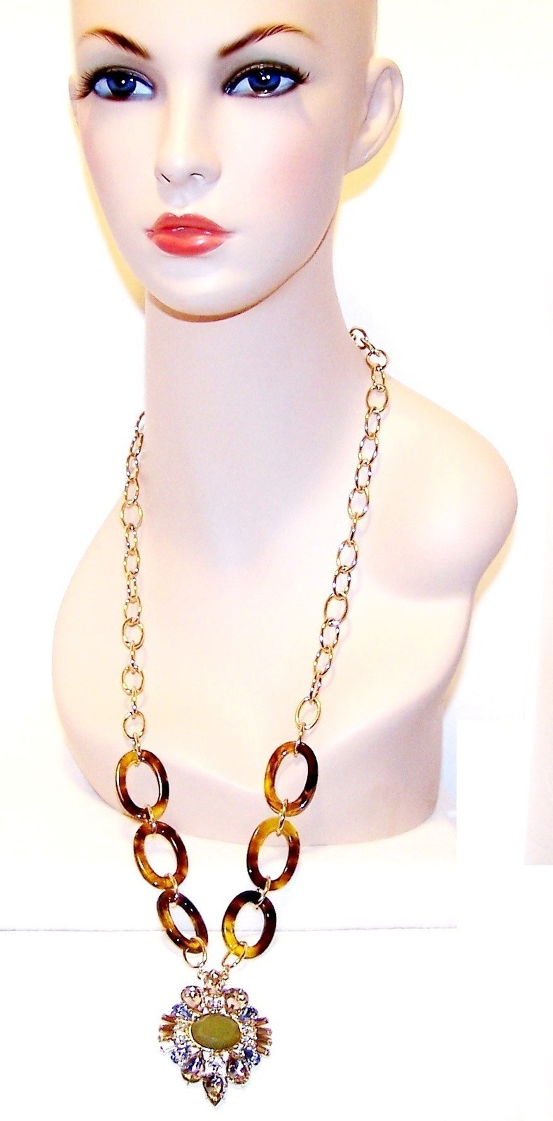 APT. 9 Necklace NEW on Card ● Clear Blue Green Rhinestones Gold& Tortoise Links