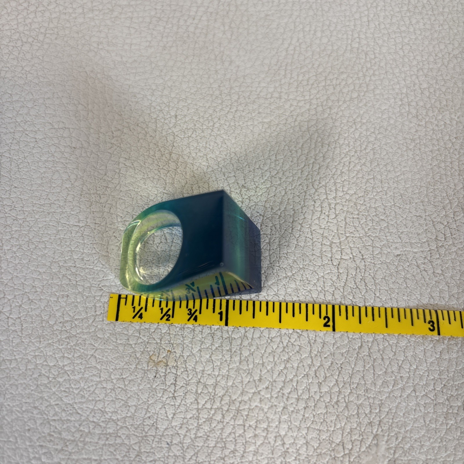 Vintage Resin Lucite Plastic Blue/Green Striped Multicolor Ring MOD Boho Size 6