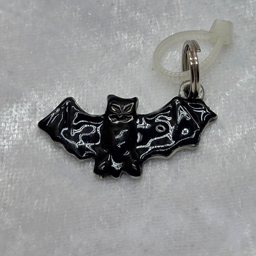 Retro Early 2000s Bat Black Halloween Fall Charm Enamel Vintage