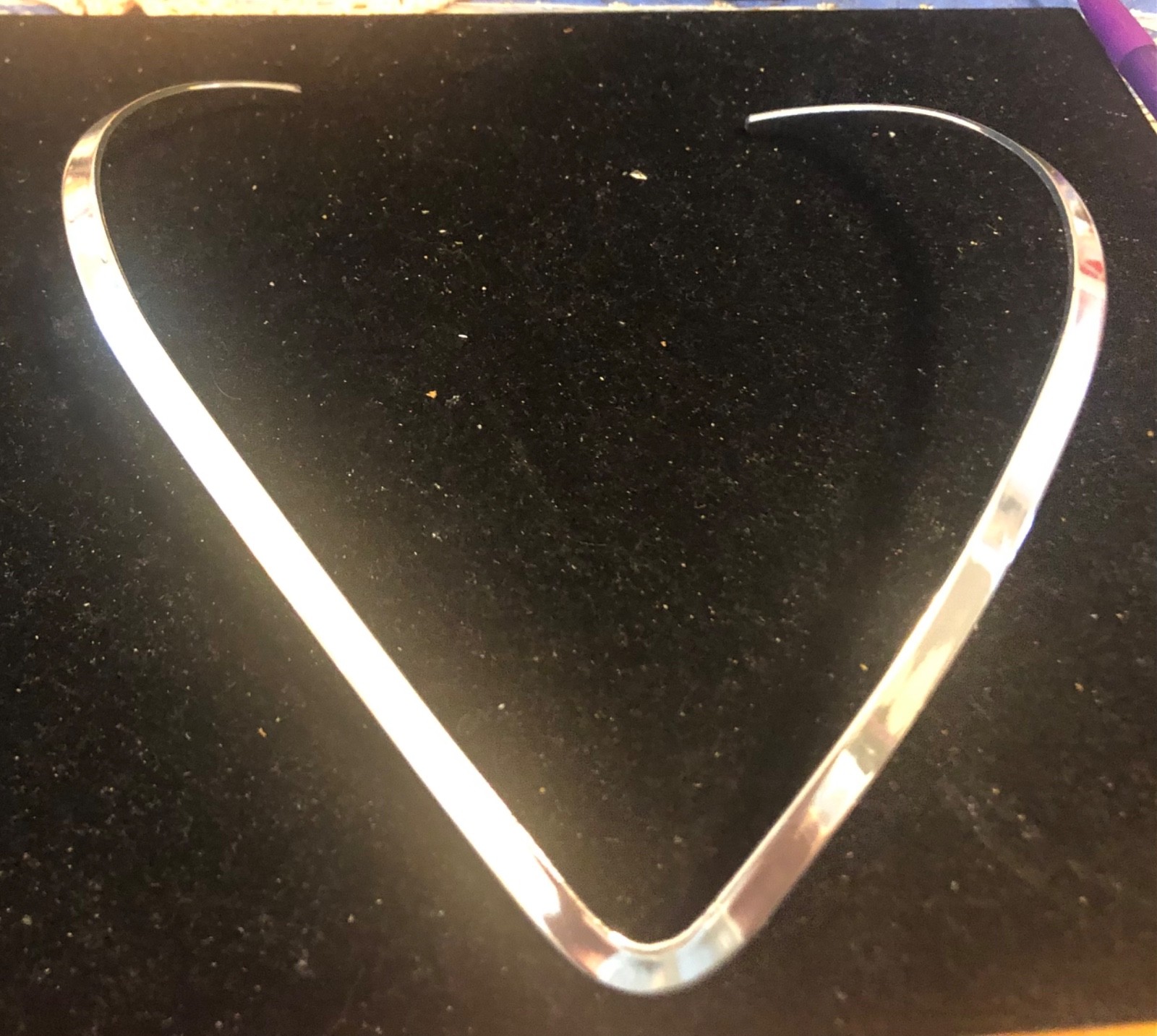 Statement Solid Metal Curved V Neck Open Wire Triangle Choker Plain Necklace