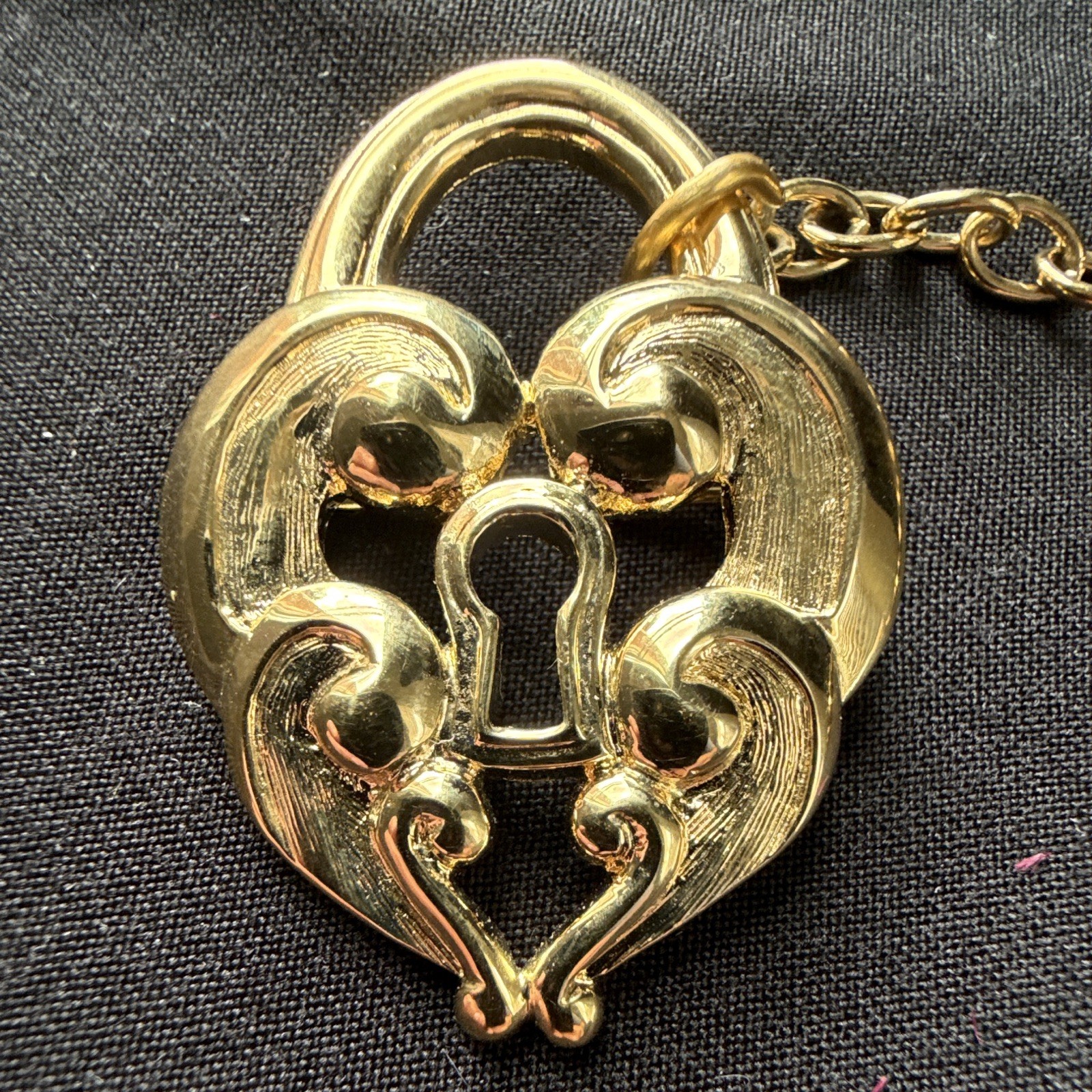 Vintage Trifari Signed Gold Tone Heart Padlock Dangle Brooch Pin Chain Key Charm