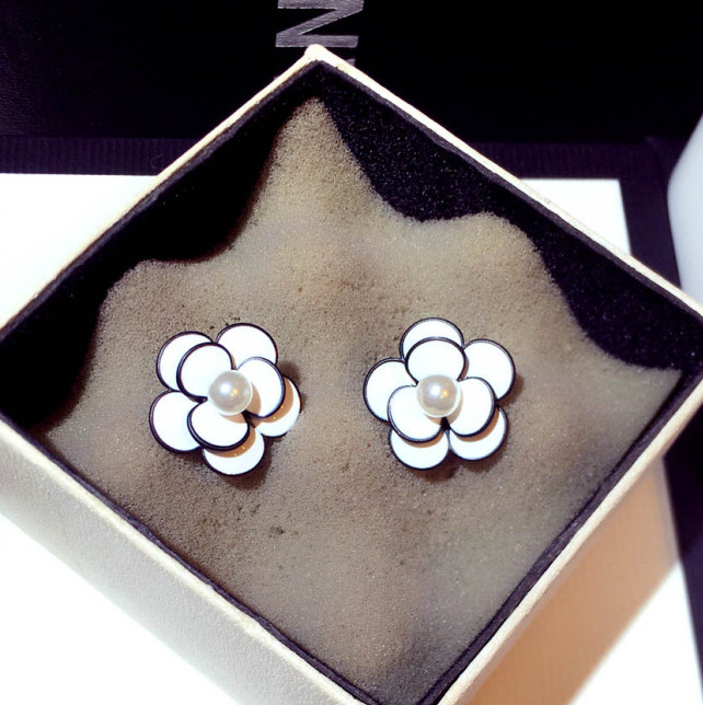 925 Sterling Silver Camellia Flower Faux Pearl Stud Earrings 0.8inch Women PE