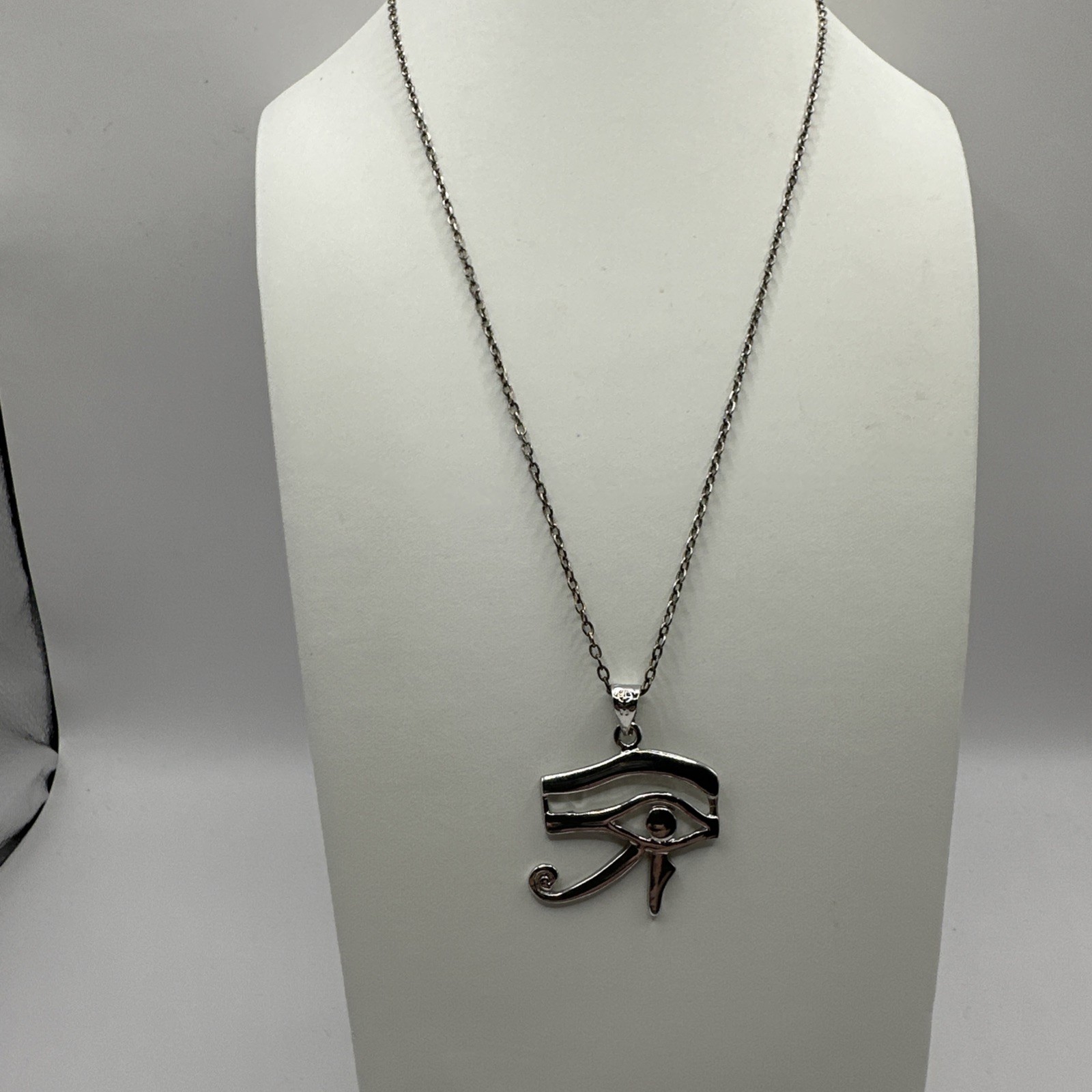 Silver Plated Egyptian Egypt Eye OF Horus RA 20” Chain Pendant Sterling Necklace