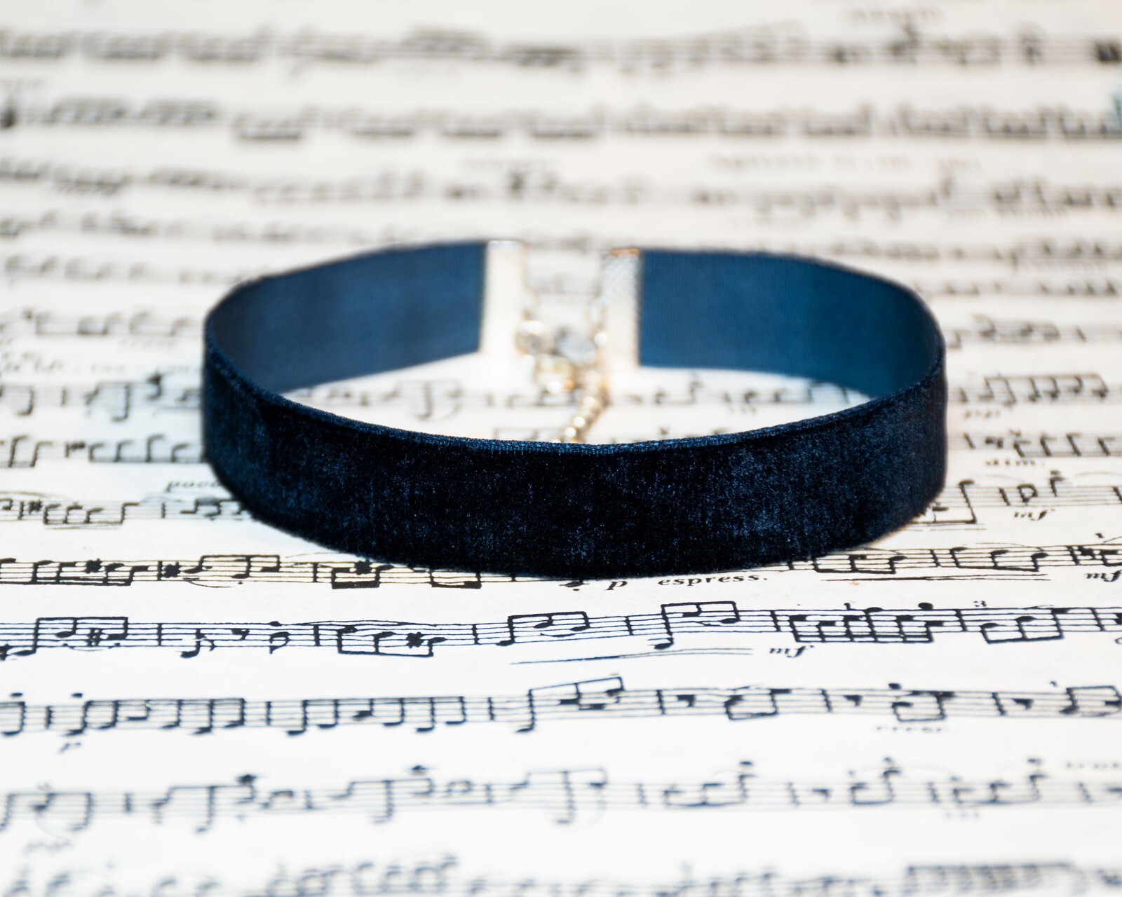 Navy Blue Velvet Choker, Vintage Style Blue Velvet Necklace Choker
