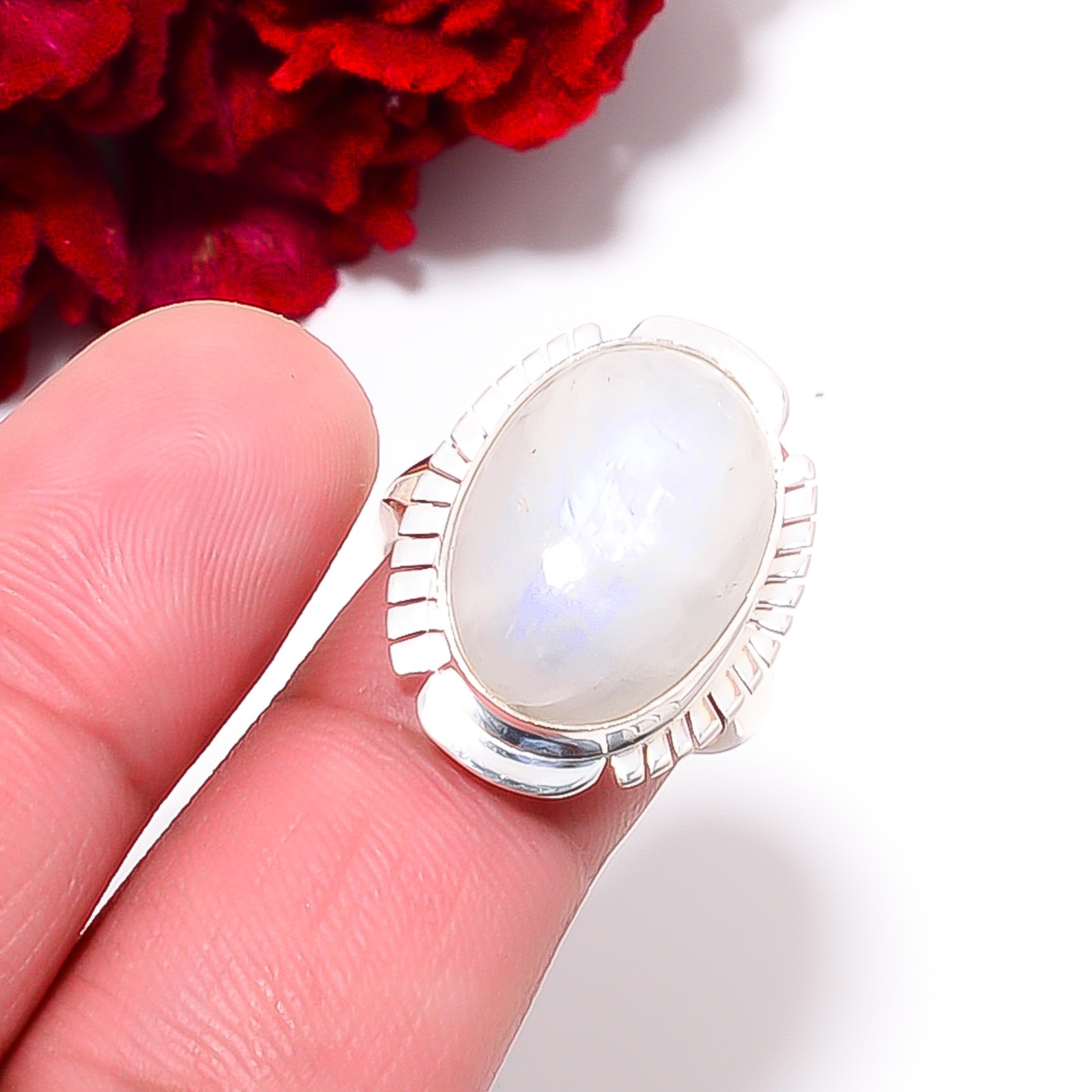 Rainbow Moonstone – India Gemstone 925 Sterling Silver Ring S.8 R98144